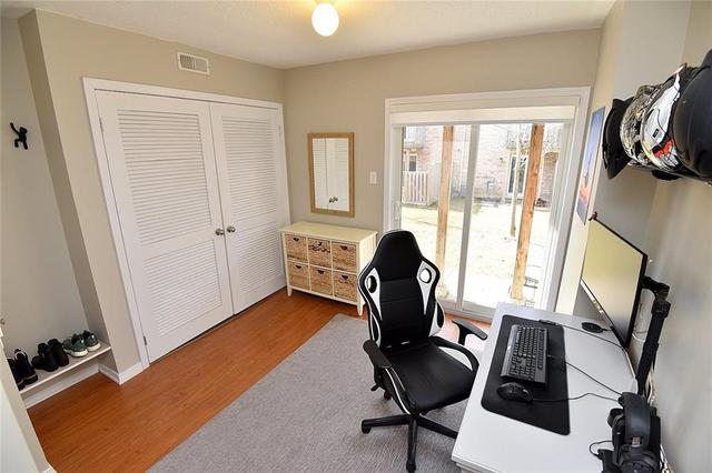 7157 Triumph Lane, House attached with 3 bedrooms, 2 bathrooms and 1 parking in Mississauga ON | Image 17
