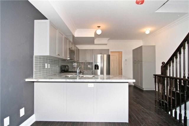 th 1 - 2833 St. Clair Ave E, House attached with 4 bedrooms, 4 bathrooms and 2 parking in Toronto ON | Image 5