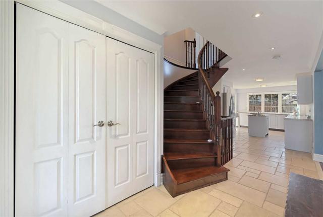 3034 Tours Rd, House detached with 4 bedrooms, 5 bathrooms and 6 parking in Mississauga ON | Image 23
