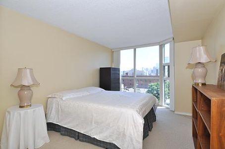 701 - 701 King St, Condo with 2 bedrooms, 2 bathrooms and 1 parking in Toronto ON | Image 6