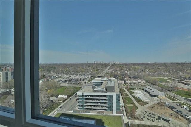 1605 - 1 Hurontario St, Condo with 2 bedrooms, 2 bathrooms and 1 parking in Mississauga ON | Image 16