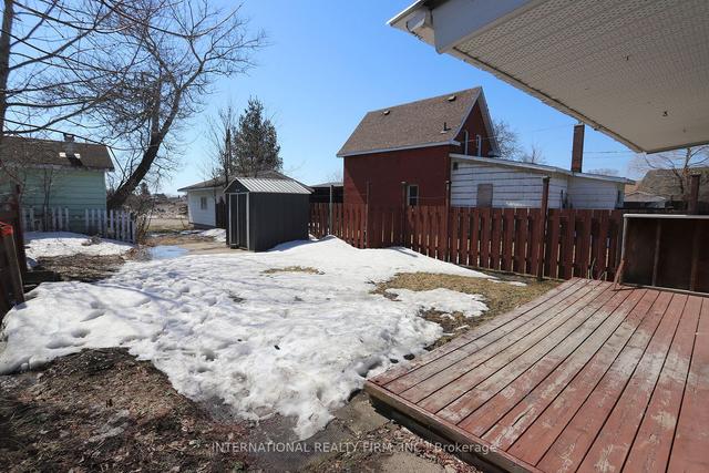 18 Pardee Ave, House detached with 3 bedrooms, 2 bathrooms and 2 parking in Sault Ste. Marie ON | Image 20