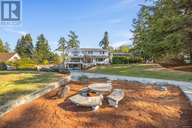 4821 Elk Rd, House detached with 7 bedrooms, 6 bathrooms and 10 parking in Saanich BC | Image 48