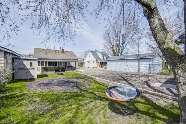 23 Blain Place, House detached with 3 bedrooms, 2 bathrooms and 7 parking in St. Catharines ON | Image 35