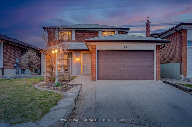 41 Brantford Dr, House detached with 4 bedrooms, 3 bathrooms and 4 parking in Toronto ON | Image 1