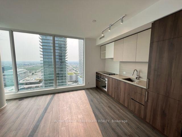 2602 - 7890 Jane St, Condo with 2 bedrooms, 2 bathrooms and 0 parking in Vaughan ON | Image 12