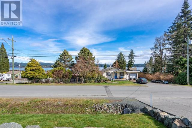 4190 Discovery Dr, House detached with 3 bedrooms, 2 bathrooms and 2 parking in Campbell River BC | Image 38