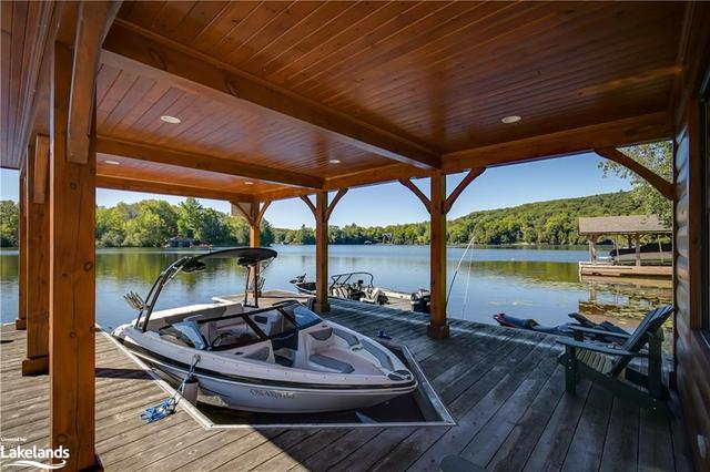 1254 Charlie Thompson Road, House detached with 4 bedrooms, 3 bathrooms and 8 parking in Lake of Bays ON | Image 2