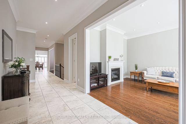 87 Selvapiano Cres, House detached with 3 bedrooms, 3 bathrooms and 6 parking in Vaughan ON | Image 24