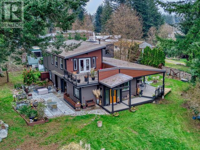 2060 Black Point Road, House detached with 3 bedrooms, 2 bathrooms and 5 parking in Powell River C BC | Image 34