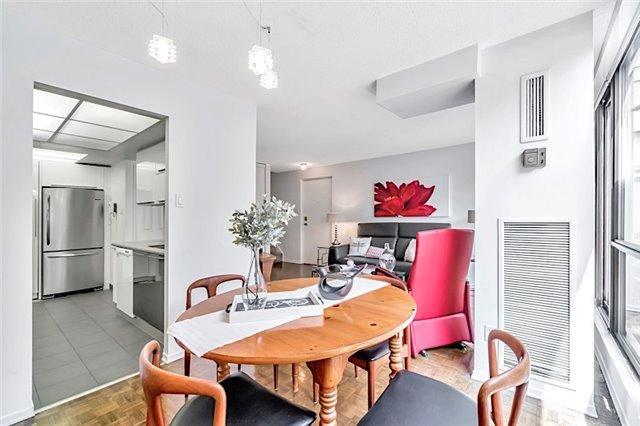 Th15 - 53 Mccaul St, Townhouse with 3 bedrooms, 3 bathrooms and 1 parking in Toronto ON | Image 8