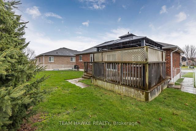 47 Whitfield Cres, House detached with 2 bedrooms, 2 bathrooms and 4 parking in Springwater ON | Image 25