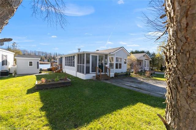 81 Lakeside Road, House detached with 2 bedrooms, 1 bathrooms and 2 parking in Wellington North ON | Image 16