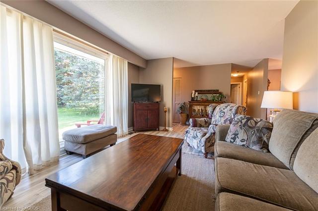 112 Clearview Crescent, House detached with 2 bedrooms, 3 bathrooms and 5 parking in Meaford ON | Image 12