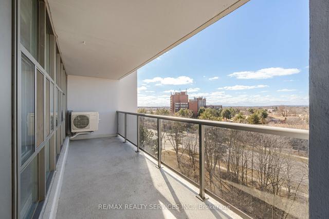 806 - 2665 Windwood Dr, Condo with 2 bedrooms, 1 bathrooms and 1 parking in Mississauga ON | Image 14