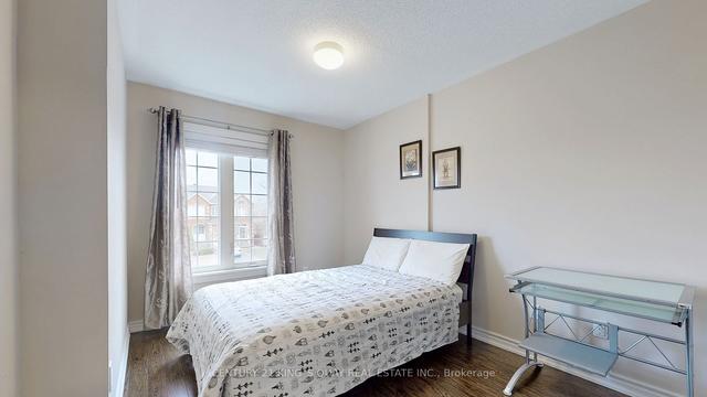 88 Giancola Cres, House attached with 3 bedrooms, 3 bathrooms and 4 parking in Vaughan ON | Image 18