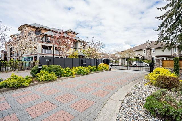 45 - 6950 120 Street, House attached with 3 bedrooms, 3 bathrooms and 2 parking in Surrey BC | Image 2