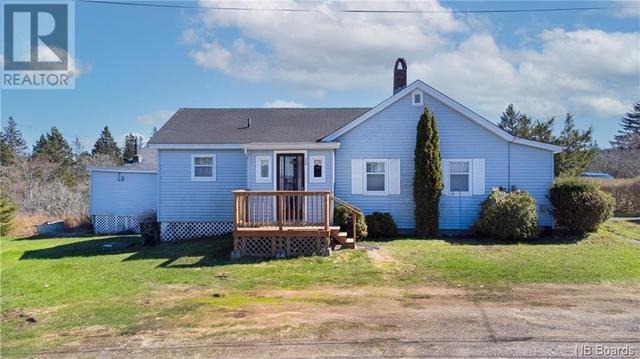 20 Rose Point Lane, House detached with 3 bedrooms, 1 bathrooms and null parking in Saint John NB | Card Image