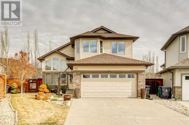 47 Fairmont Road S, House detached with 4 bedrooms, 3 bathrooms and 4 parking in Lethbridge AB | Image 1
