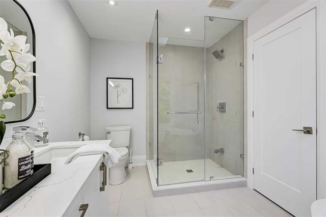 93 Highview Ave, House detached with 4 bedrooms, 4 bathrooms and 3 parking in Toronto ON | Image 13