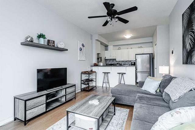310 - 1 Sidney Lane, Condo with 2 bedrooms, 1 bathrooms and 1 parking in Clarington ON | Image 2