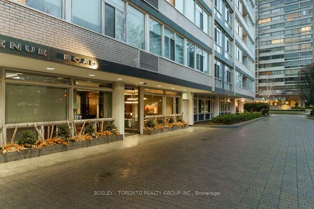 902 - 500 Avenue Rd, Condo with 3 bedrooms, 2 bathrooms and 1 parking in Toronto ON | Image 33