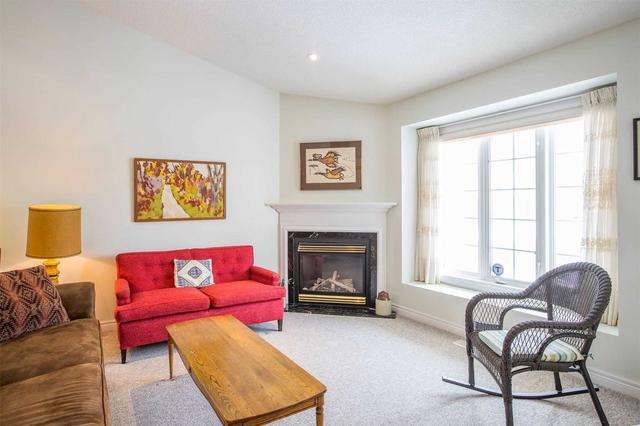 54 Auburn St, Townhouse with 1 bedrooms, 3 bathrooms and 2 parking in Peterborough ON | Image 20
