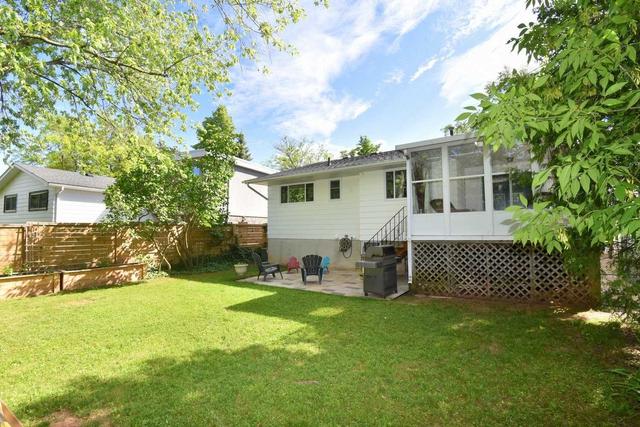 609 Holly Hill Cres, House detached with 3 bedrooms, 2 bathrooms and 4 parking in Burlington ON | Image 31