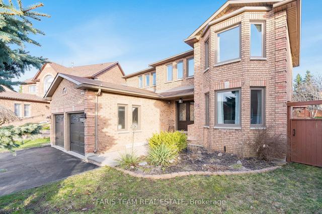 11 Cityview Circ, House detached with 4 bedrooms, 4 bathrooms and 4 parking in Barrie ON | Image 23