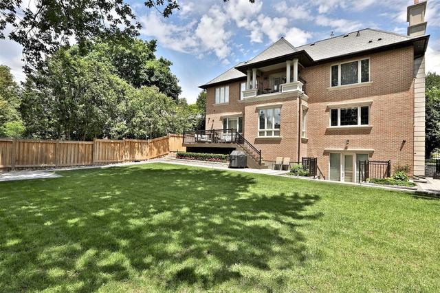 2 Carnwath Cres, House detached with 5 bedrooms, 9 bathrooms and 9 parking in Toronto ON | Image 33