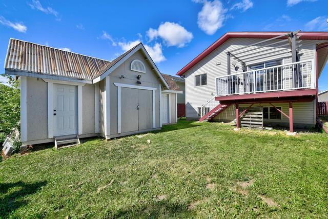10125 98a Street, House detached with 5 bedrooms, 3 bathrooms and 3 parking in Sexsmith AB | Image 28