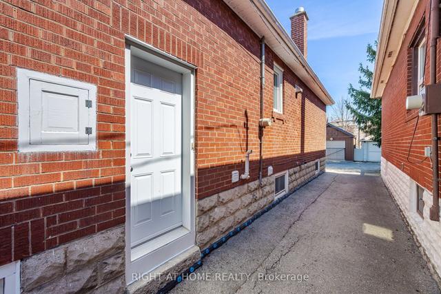 73 Fourth St, House detached with 2 bedrooms, 2 bathrooms and 1 parking in Toronto ON | Image 27