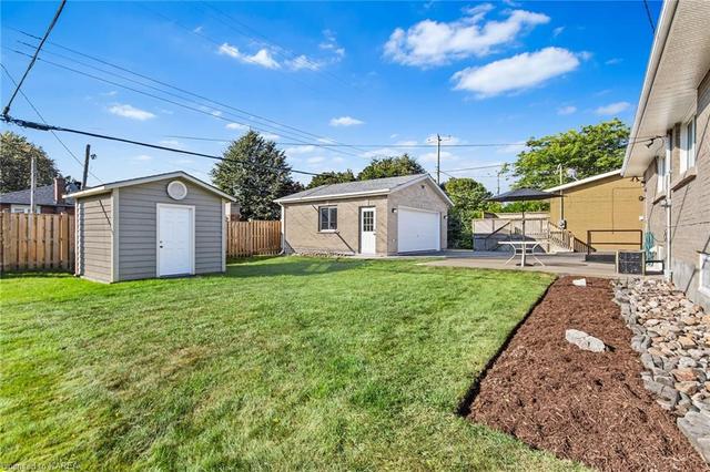 7 Mackenzie Crescent, House detached with 4 bedrooms, 2 bathrooms and 7 parking in Kingston ON | Image 35
