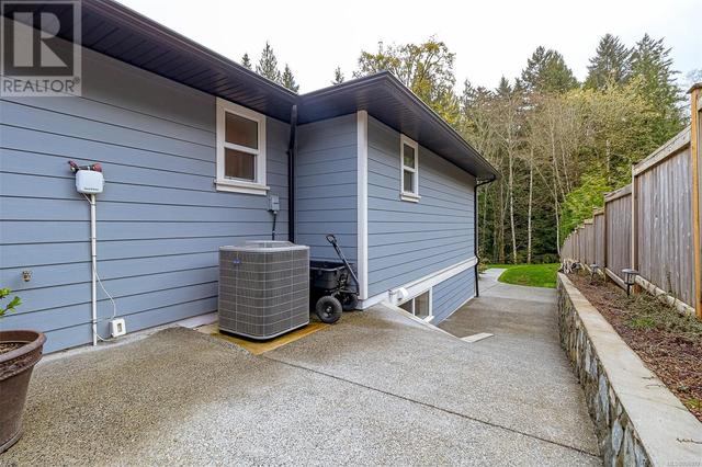520 Bickford Way, House detached with 6 bedrooms, 3 bathrooms and 4 parking in Cowichan Valley A BC | Image 48