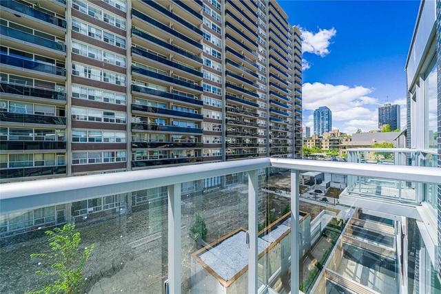 th06 - 101 Erskine Ave, Townhouse with 3 bedrooms, 4 bathrooms and 1 parking in Toronto ON | Image 29