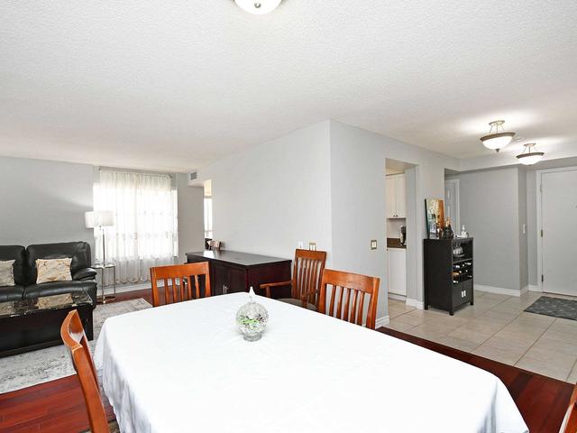 2124 - 25 Kingsbridge Garden Circ, Condo with 2 bedrooms, 2 bathrooms and 2 parking in Mississauga ON | Image 7