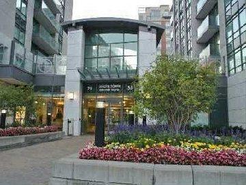 lph08 - 55 South Town Centre Blvd, Condo with 2 bedrooms, 2 bathrooms and 2 parking in Markham ON | Image 2