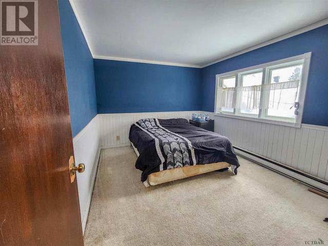 31 Comfort St, House detached with 5 bedrooms, 2 bathrooms and null parking in Kirkland Lake ON | Image 10