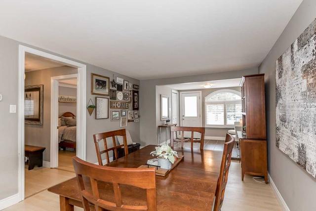 107 Kennedy Ave, House detached with 3 bedrooms, 1 bathrooms and 5 parking in Oro Medonte ON | Image 3