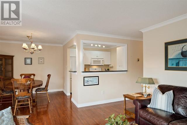 302 - 9900 Fifth St, Condo with 2 bedrooms, 1 bathrooms and 1 parking in Sidney BC | Image 20
