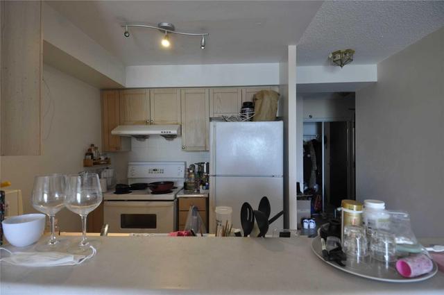 Lph12 - 22 Olive Ave, Condo with 1 bedrooms, 1 bathrooms and 1 parking in Toronto ON | Image 11
