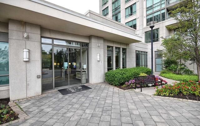 1401 - 88 Promenade Circ, Condo with 2 bedrooms, 2 bathrooms and 1 parking in Vaughan ON | Image 11