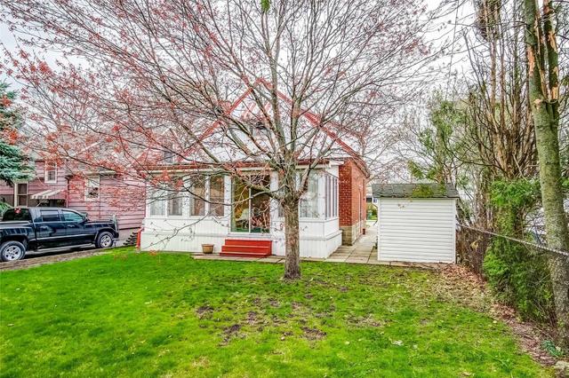 136 Auburn Ave, House detached with 2 bedrooms, 1 bathrooms and 2 parking in Hamilton ON | Image 28