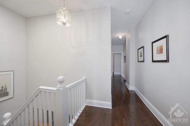 121 York Street, Home with 2 bedrooms, 3 bathrooms and 3 parking in Ottawa ON | Image 17