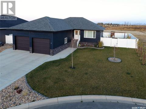 6 Silverstream Place, House detached with 4 bedrooms, 3 bathrooms and null parking in Tisdale SK | Card Image