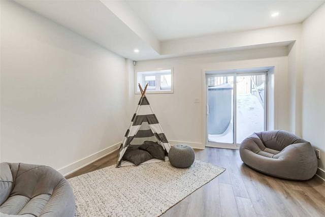 647 Beresford Ave, House semidetached with 3 bedrooms, 5 bathrooms and 1.5 parking in Toronto ON | Image 28