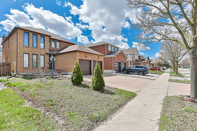 21 Taplane Dr, House detached with 4 bedrooms, 4 bathrooms and 6 parking in Markham ON | Image 23