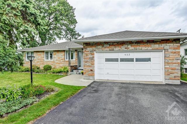 455 Crestview Road, House detached with 3 bedrooms, 3 bathrooms and 6 parking in Ottawa ON | Image 2