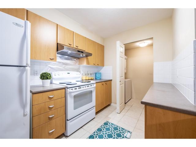 302 - 14877 100 Avenue, Condo with 3 bedrooms, 2 bathrooms and 2 parking in Surrey BC | Image 11