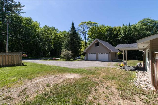 50 Hughes Rd, House detached with 2 bedrooms, 1 bathrooms and 6 parking in Huntsville ON | Image 27
